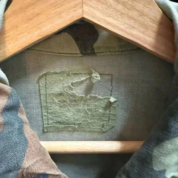 Vintage  Military Camouflage Button-up Shirt Large - Picture 3 of 4